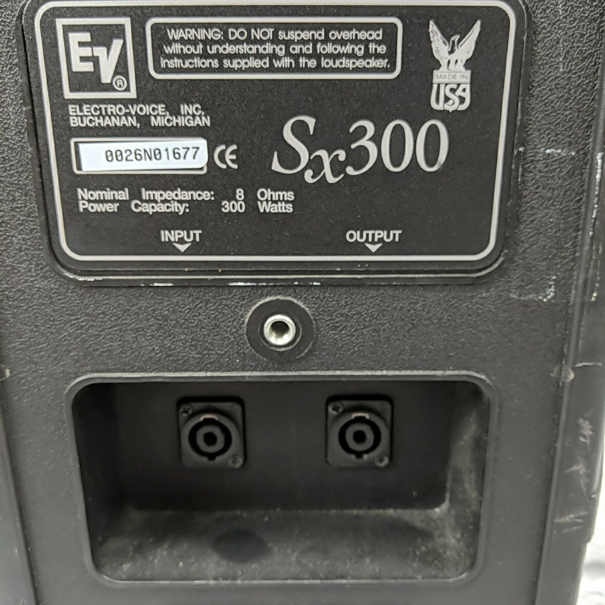Electro-Voice EV SX300W 1本 A Electro Voice Sx300 indoor/outdoor 2-Way Full Range