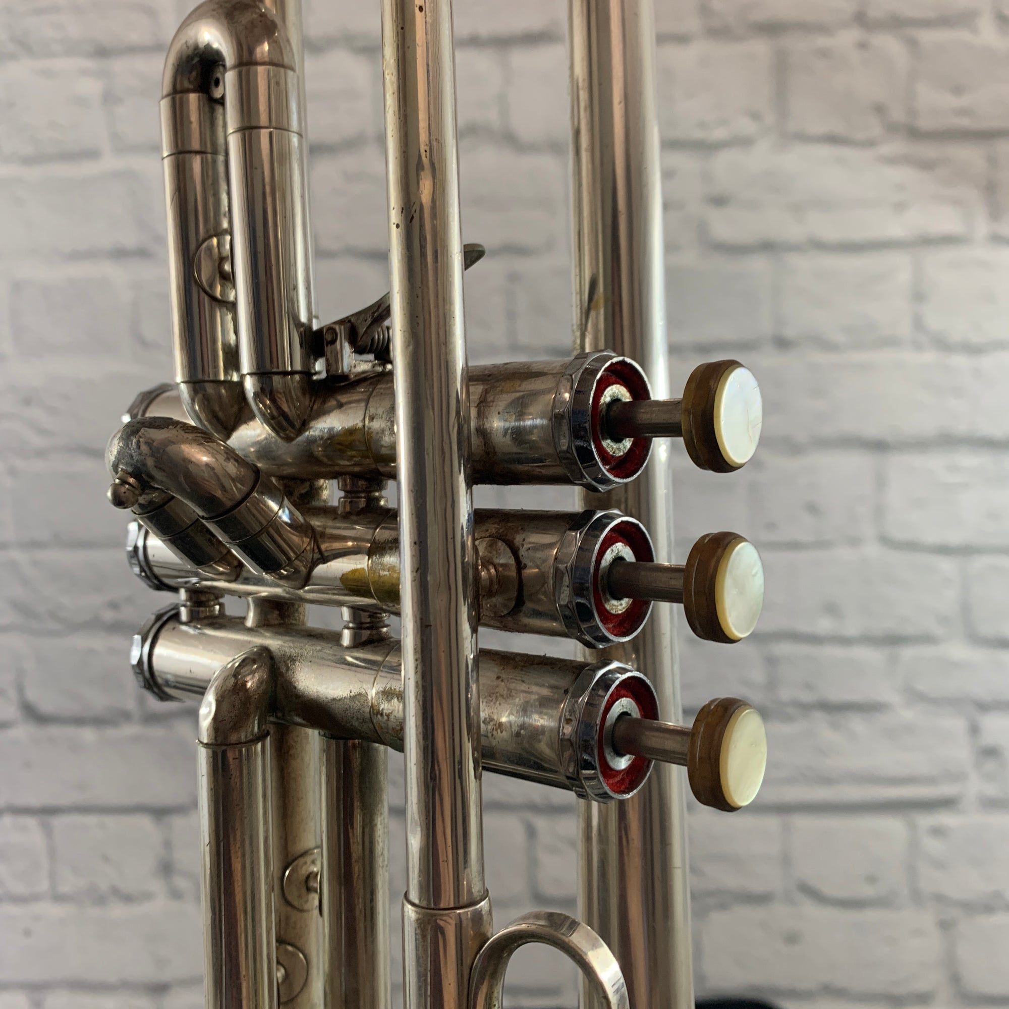 Capri by Getzen 590 Trumpet w/ Case - Evolution Music