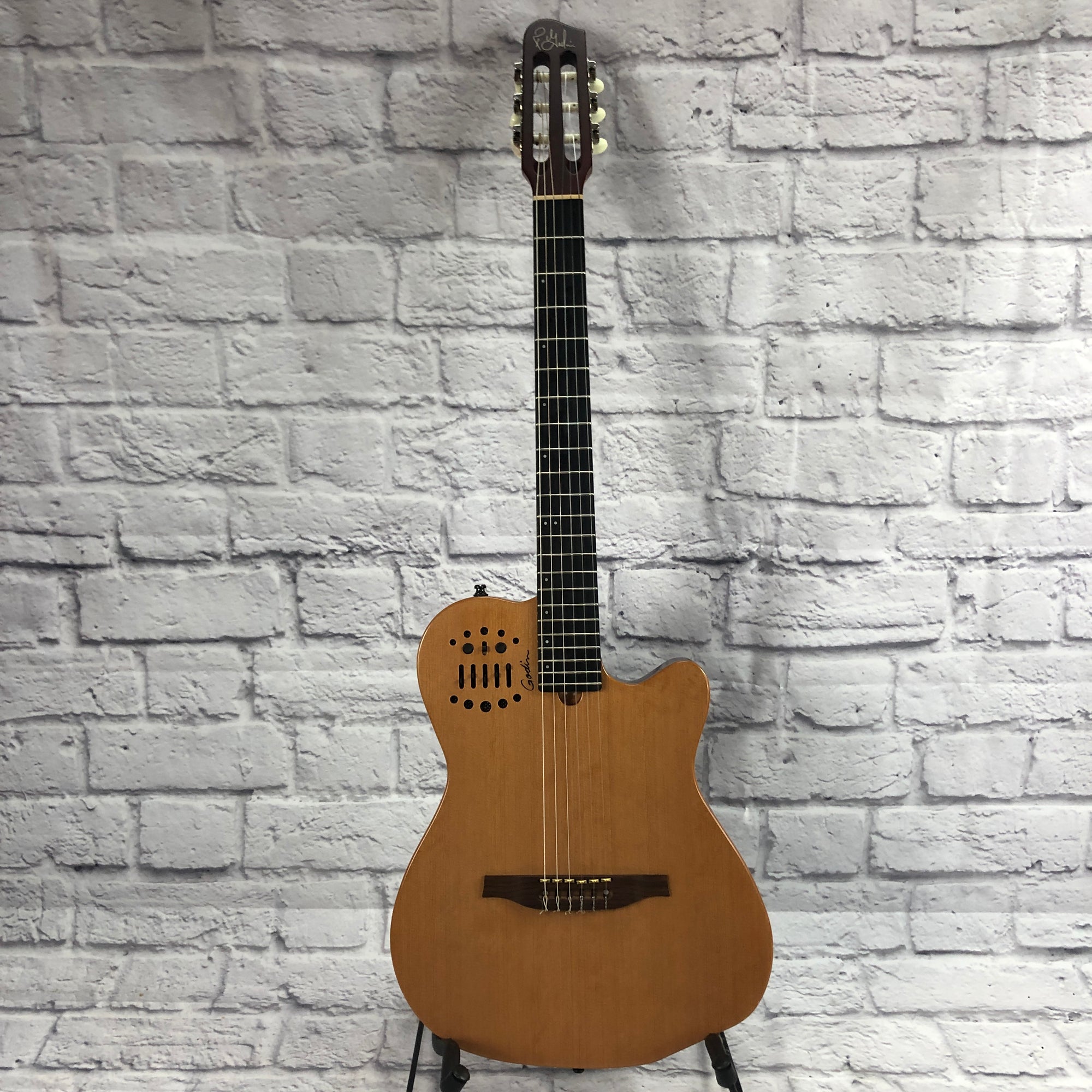 Godin Multiac ACS SA Acoustic Electric Nylon String Solid Body Guitar