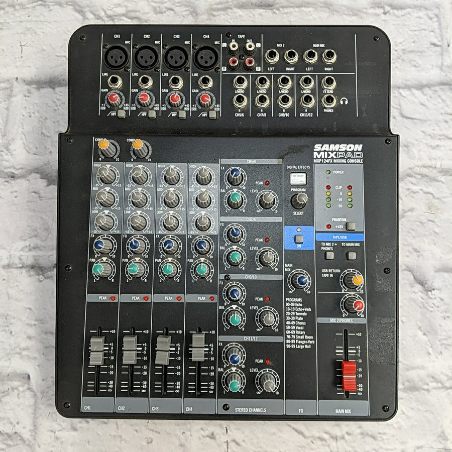 Samson Mix Pad MXP 124fx Mixing Console