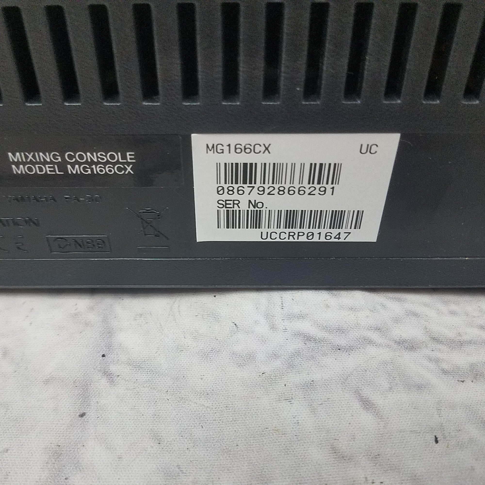 Yamaha MG166cx 16 Channel Mixer