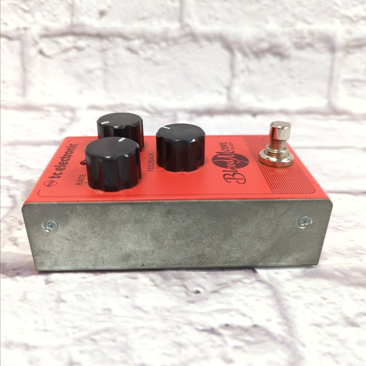 bloodmoon pedal TC Electronic Blood Moon Phaser Pedal
