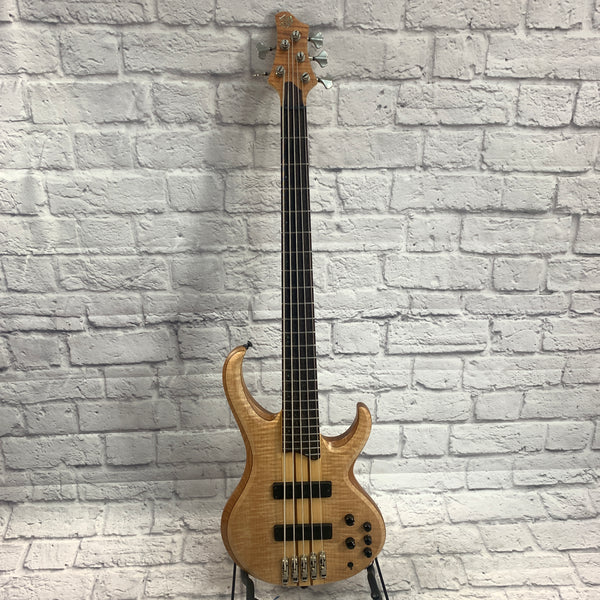 Ibanez BTB675 5 String Bass with Bartolini Pickups - Evolution Music
