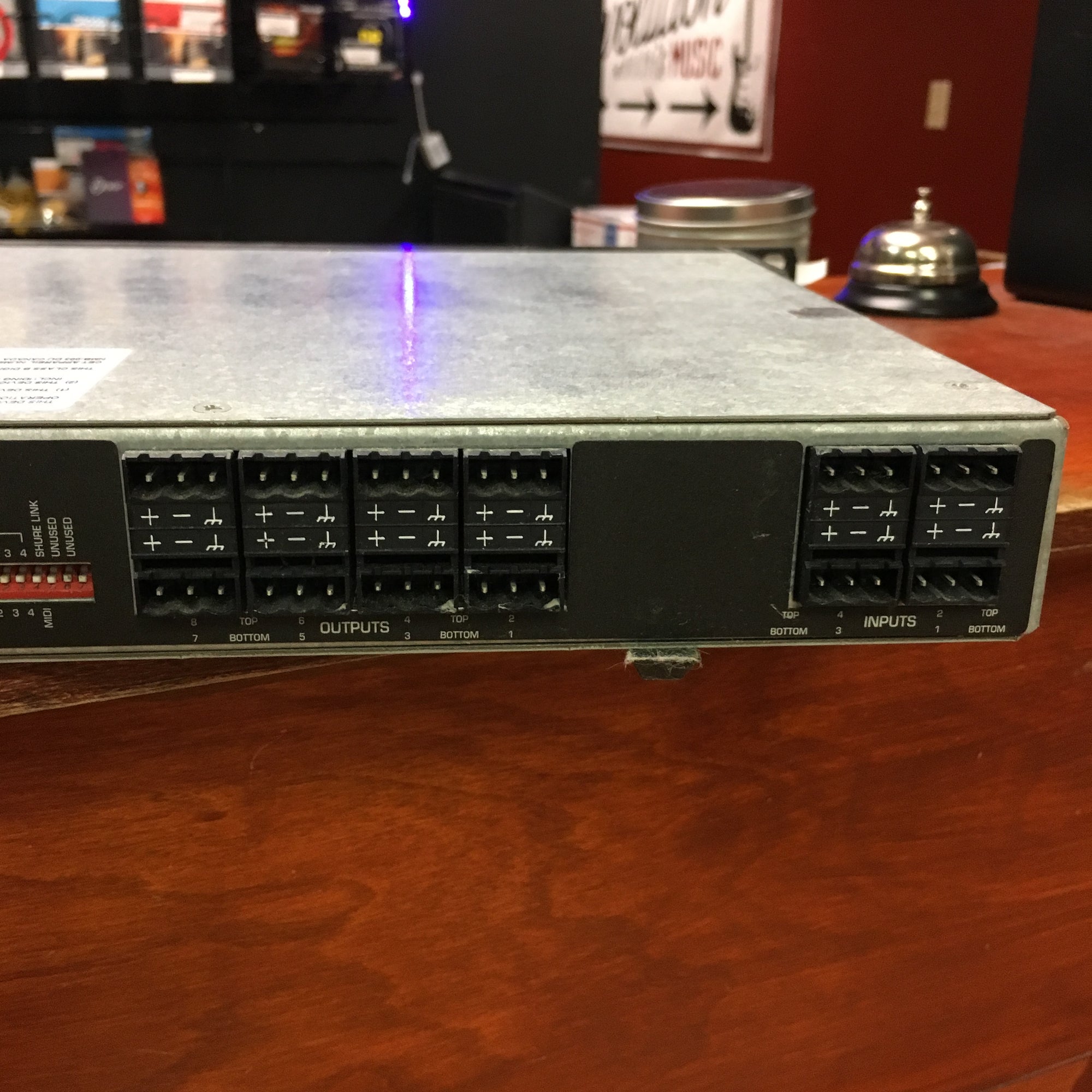 Shure P4800 Signal Processor