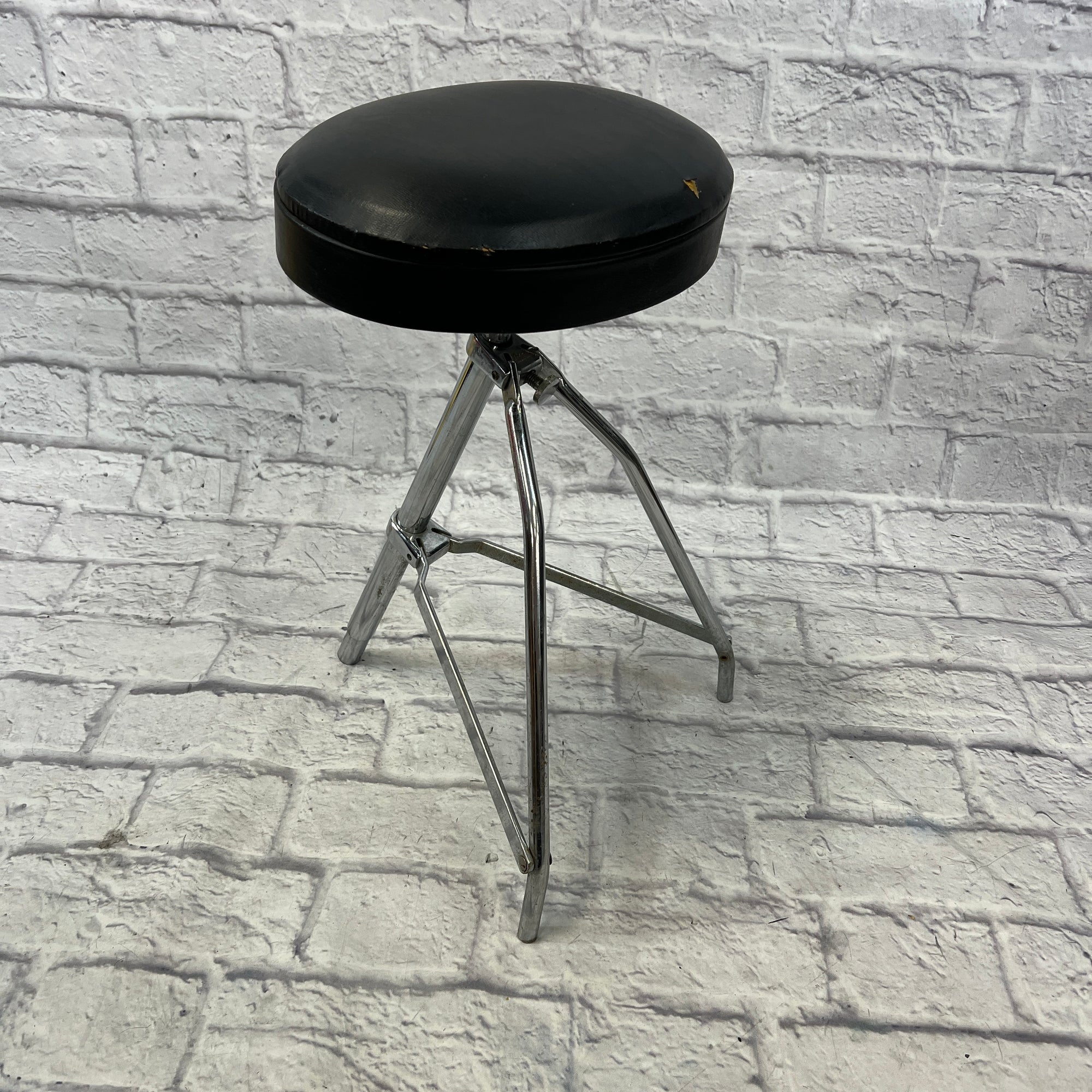 Ludwig Porto Seat Throne