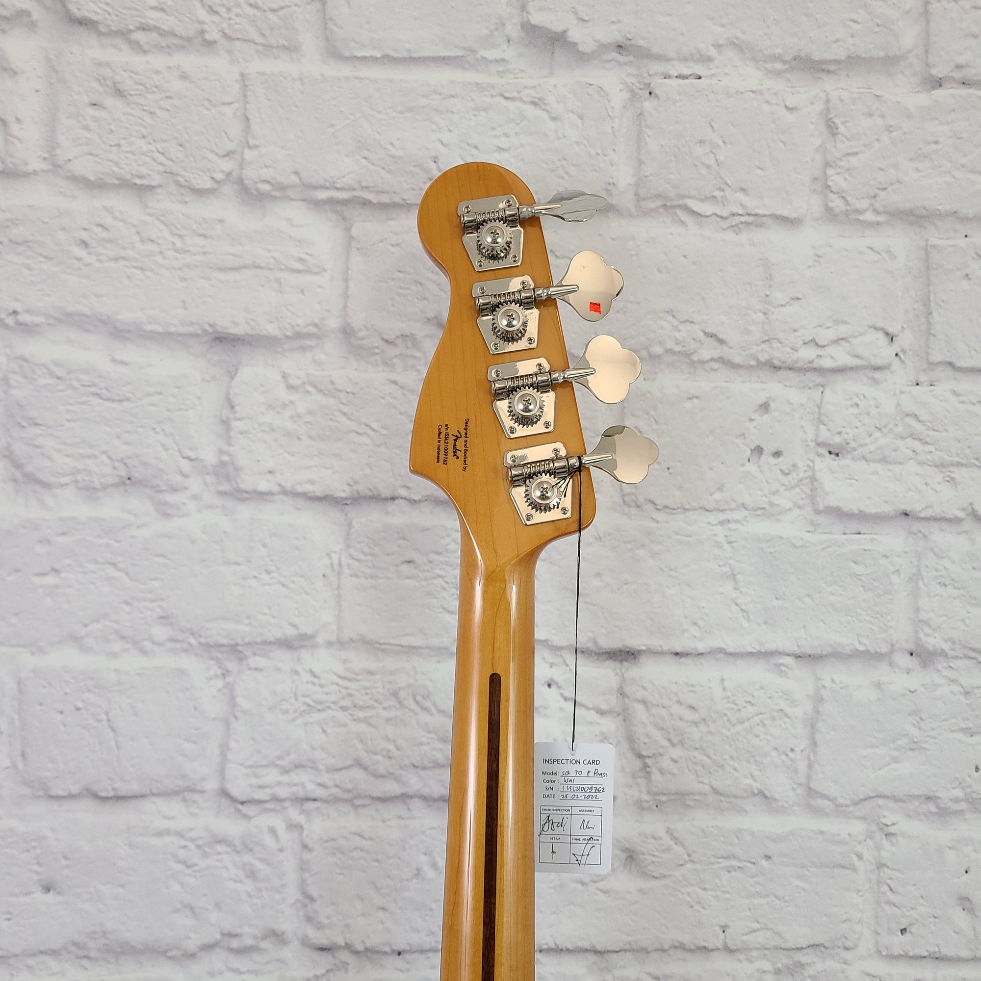 Squier Classic Vibe 70s P- Bass 4 String Bass Guitar