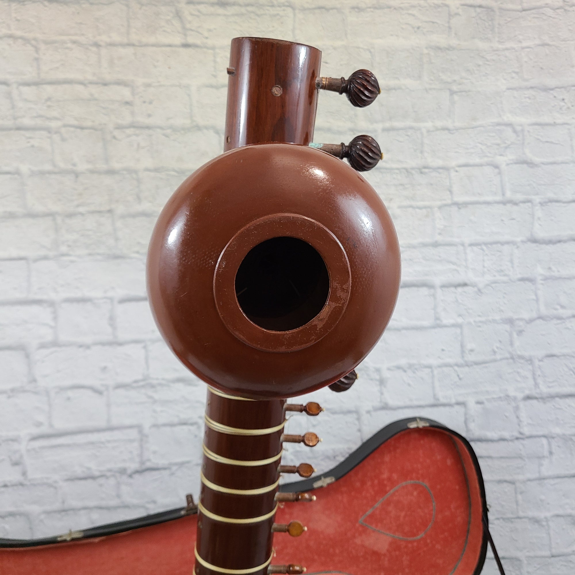 Pakrashi Sitar with Hard Case and Accessories