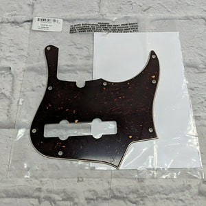 Fender Deluxe 5 String Tortoise Shell Pickguard
