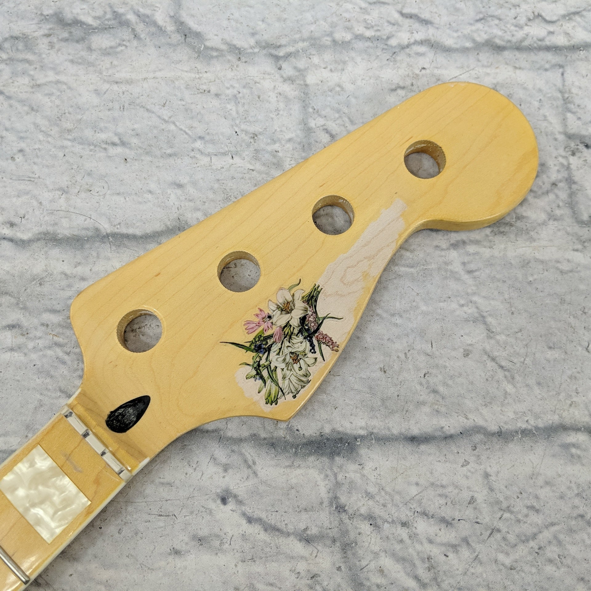 Unknown 4 String Bass Neck with flower decal