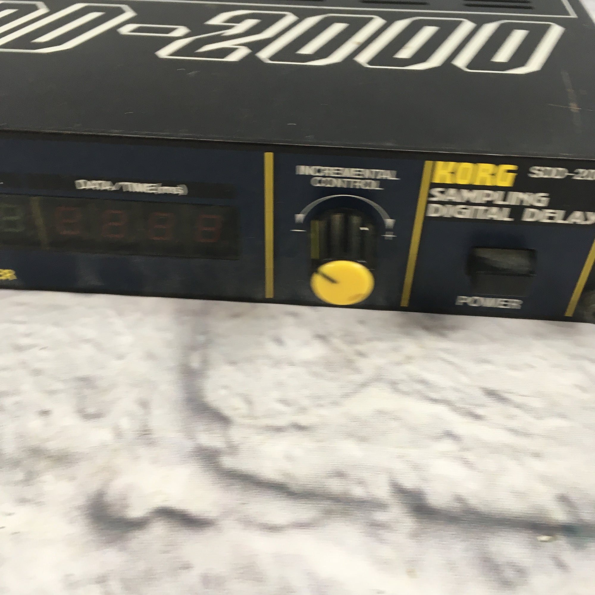 Korg SDD-2000 Digital Sampling Delay Rack Processor