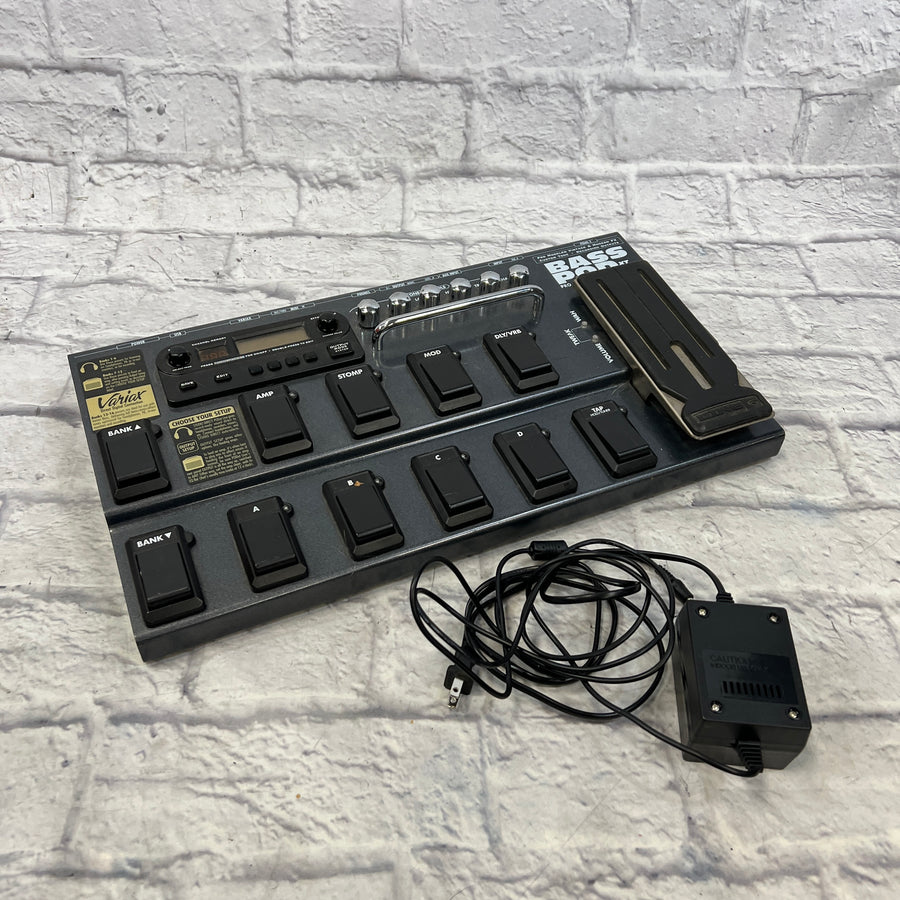 Line 6 Bass Pod XT Live Multieffects Bass Guitar Pedal