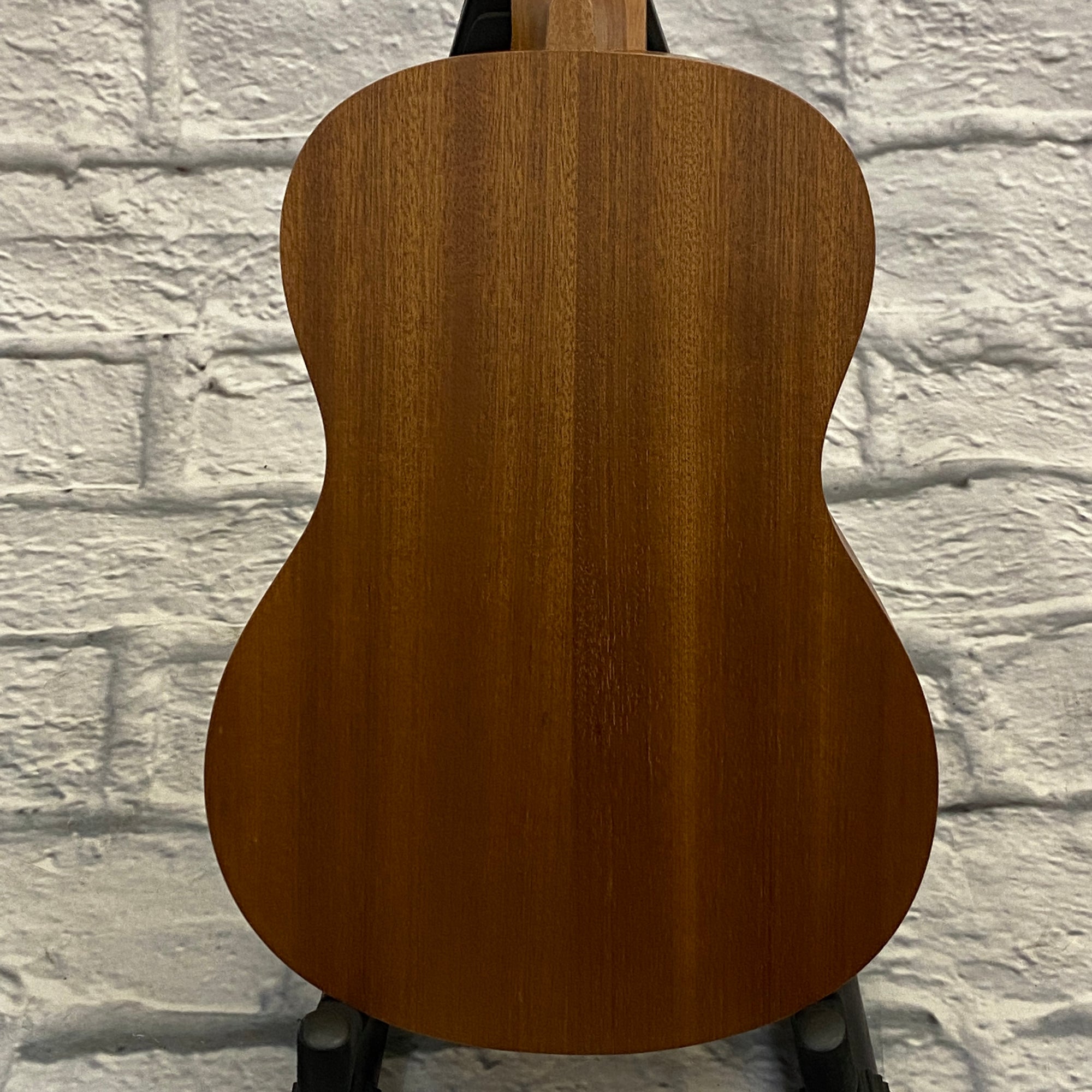 Ventura V9MAH-B Baritone Ukulele