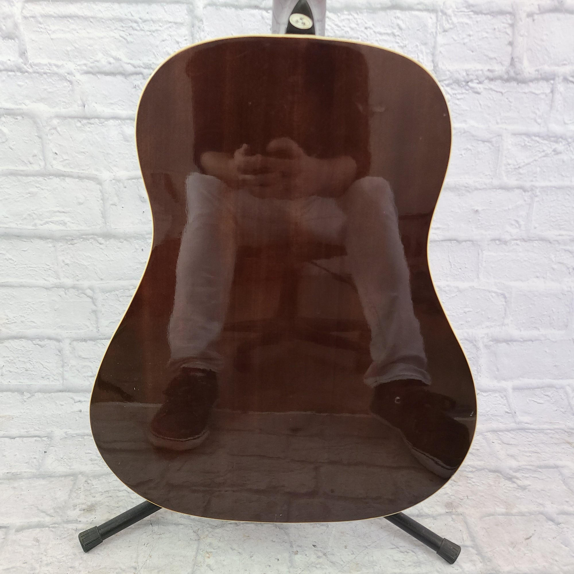 Carlo Robelli J-220 VS Acoustic Guitar