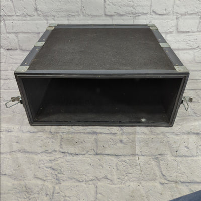Unknown  Black Carpeted 4U Rack Road Case