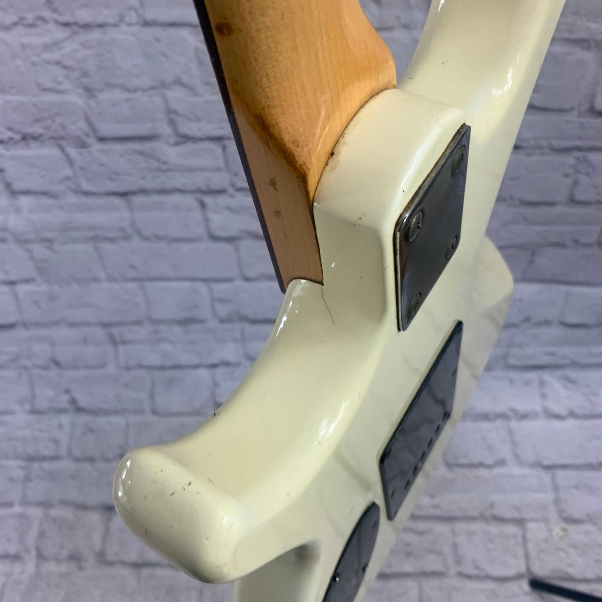 Aria Pro II RS Straycat Solid Body Electric Guitar