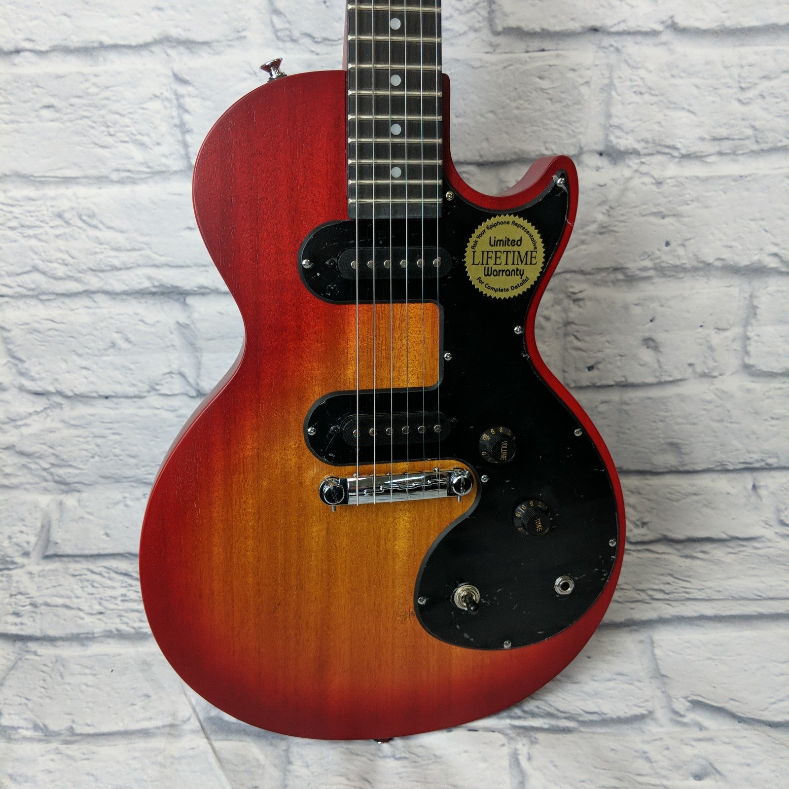 Amazon.com: Epiphone Les Paul Classic, Heritage Cherry