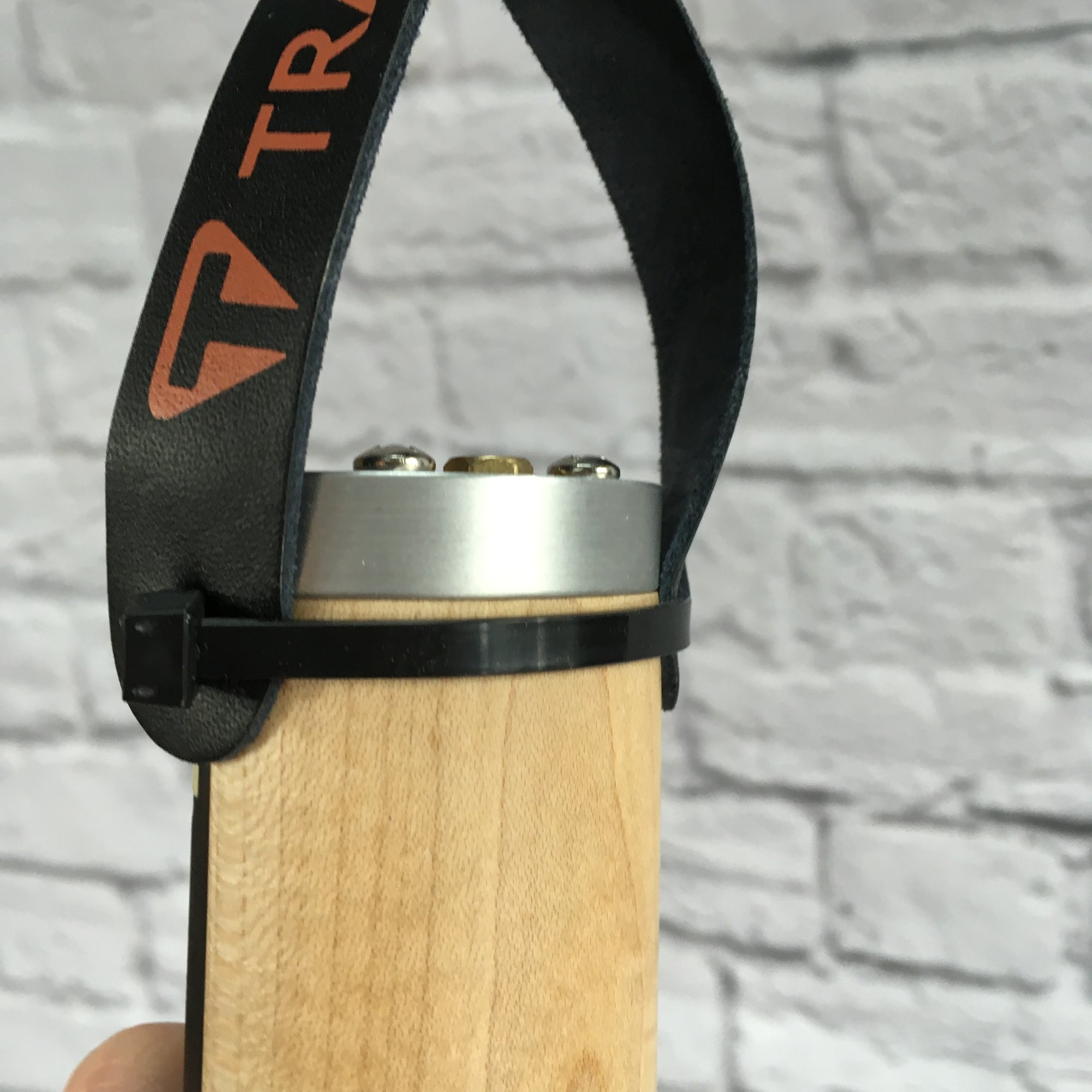 Traveler Ultra-Light Natural Acoustic Electric Guitar
