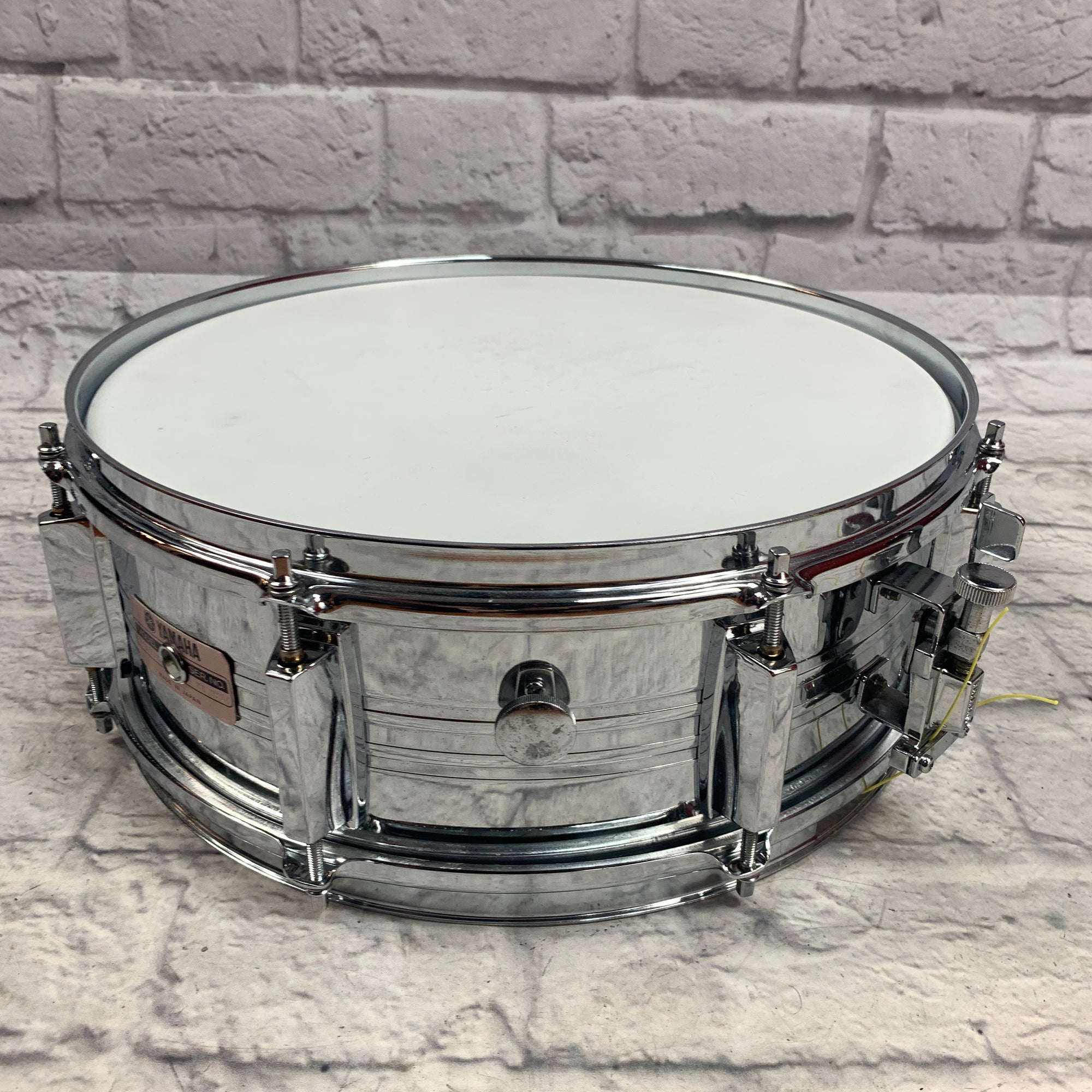 Yamaha SD350MG 14x5 8 Lug Snare