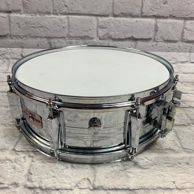 Yamaha SD350MG 14x5 8 Lug Snare