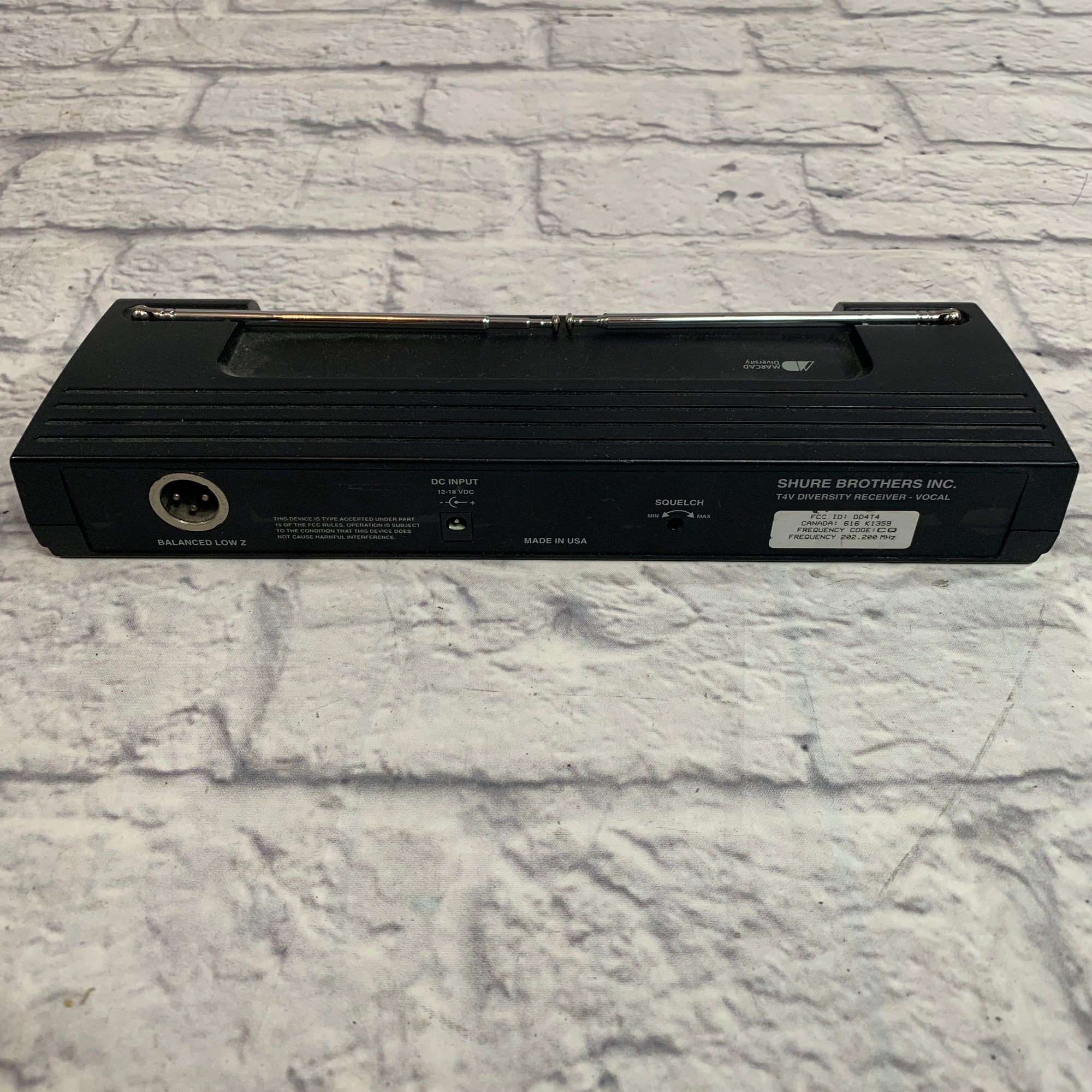 Shure Wireless SM58 w/ T4V Diversity Receiver