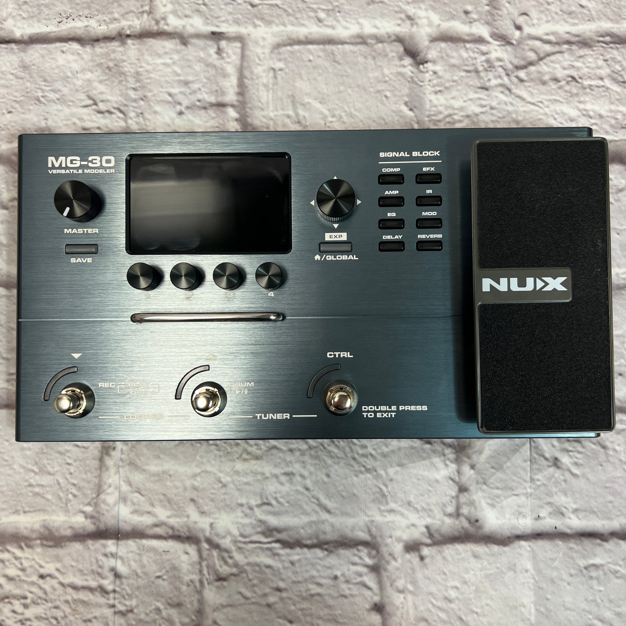 NuX MG-30 Versatile Modeler Guitar Processor