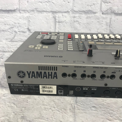 Yamaha AW16G Professional Audio Workstation w Box