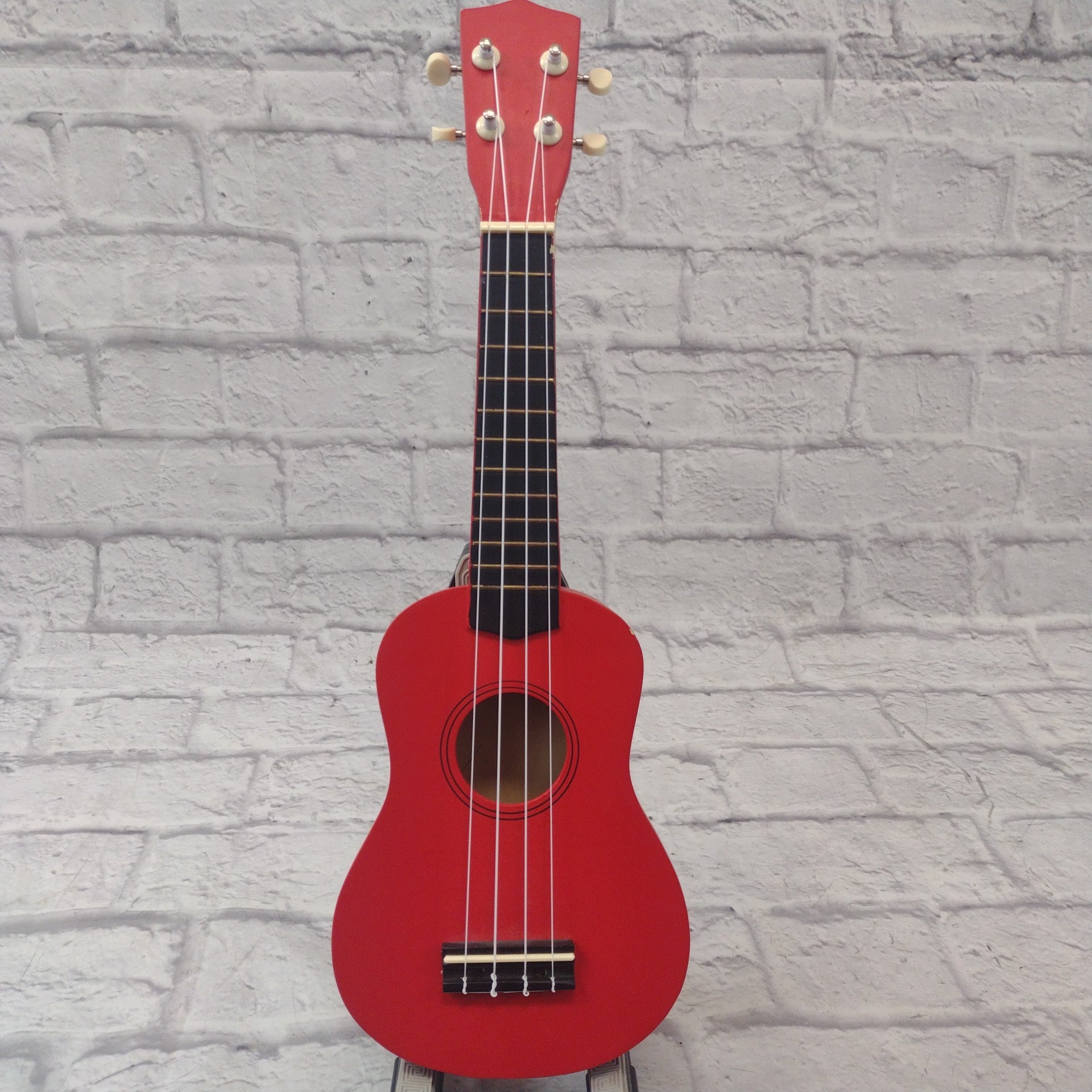 Unknown Red Soprano Ukulele