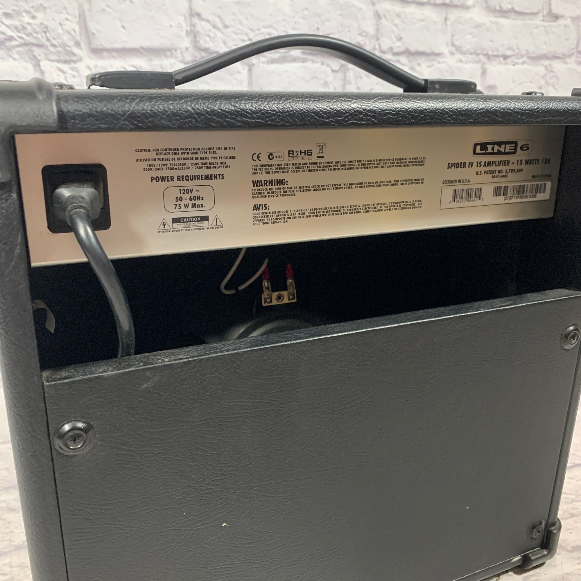 Line 6 IV 15 Guitar Combo Amp