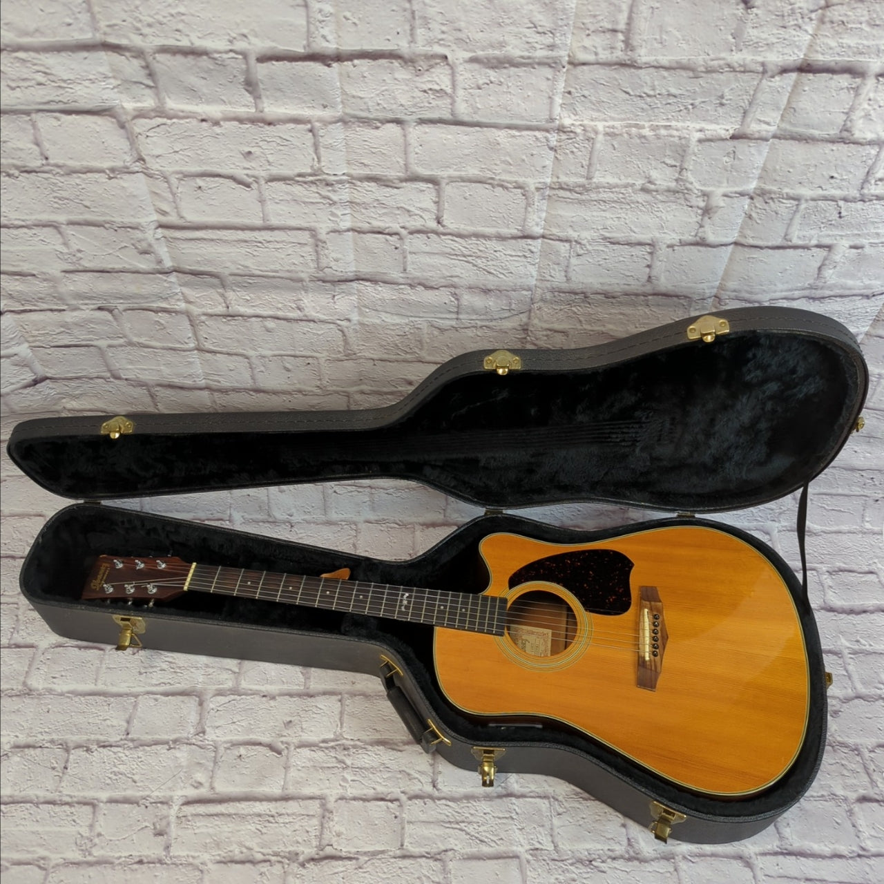 Ibanez PF18SCE Acoustic Guitar with Original Hard Case