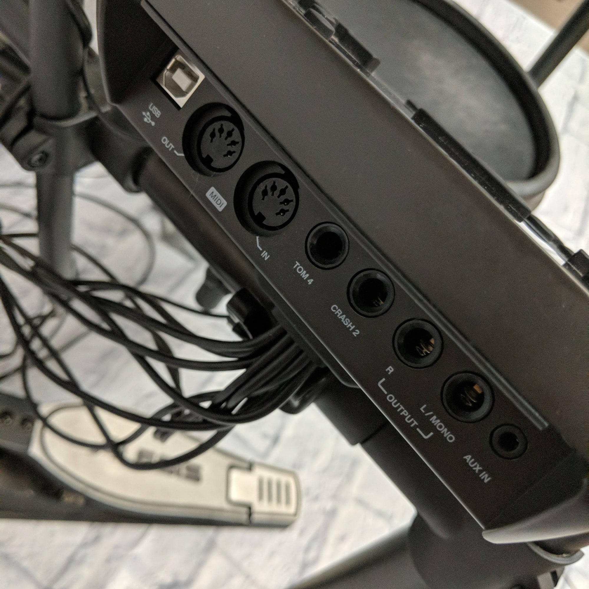 Alesis Nitro Mesh kit Electric Drum Kit