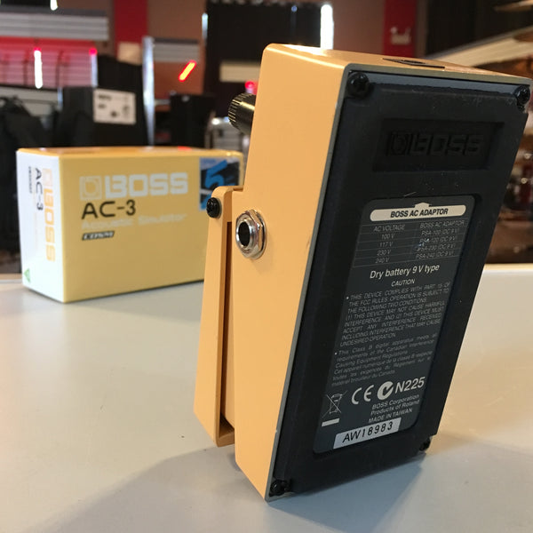 ** Boss AC-3 Acoustic Simulator - Evolution Music