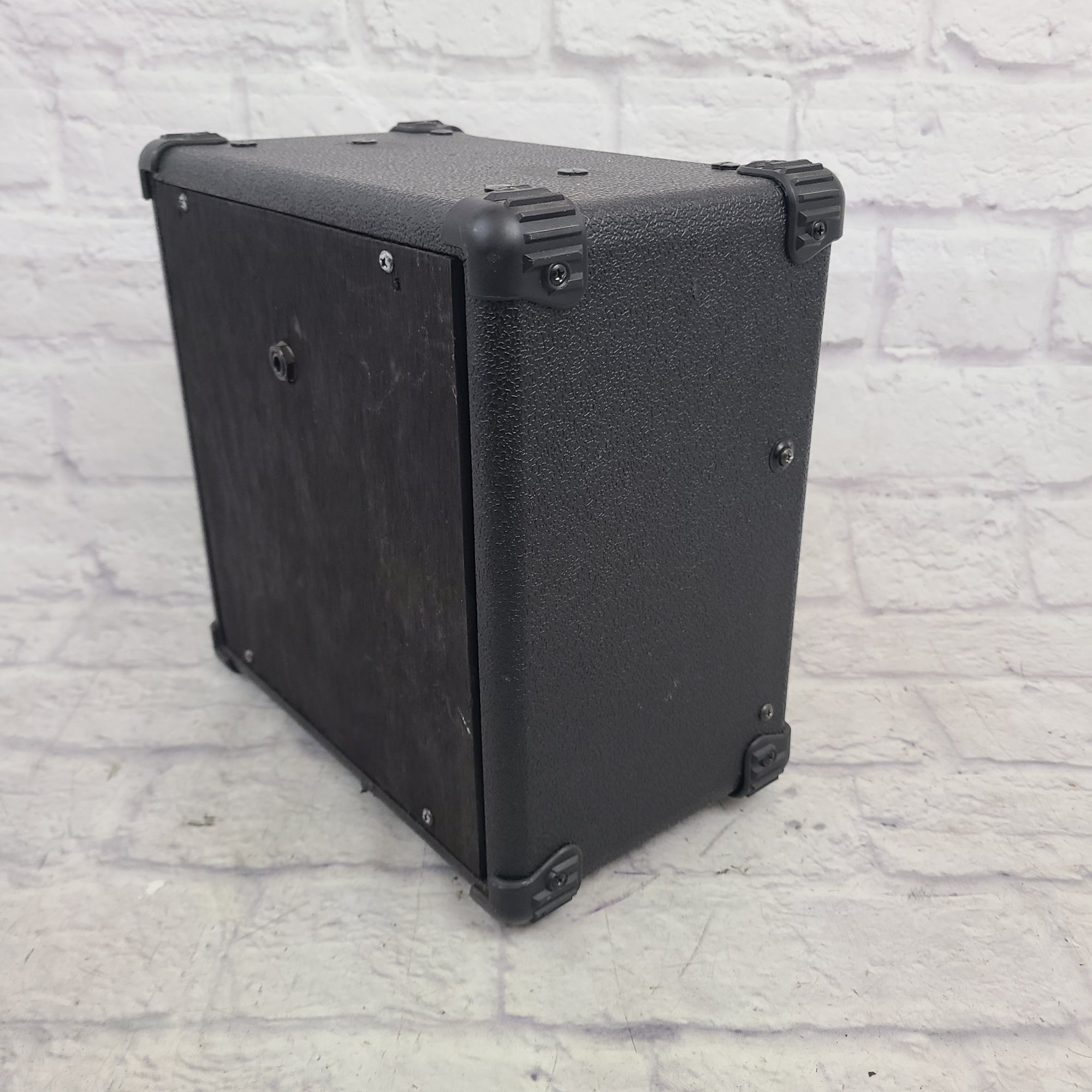 Unknown 10 watt Cab