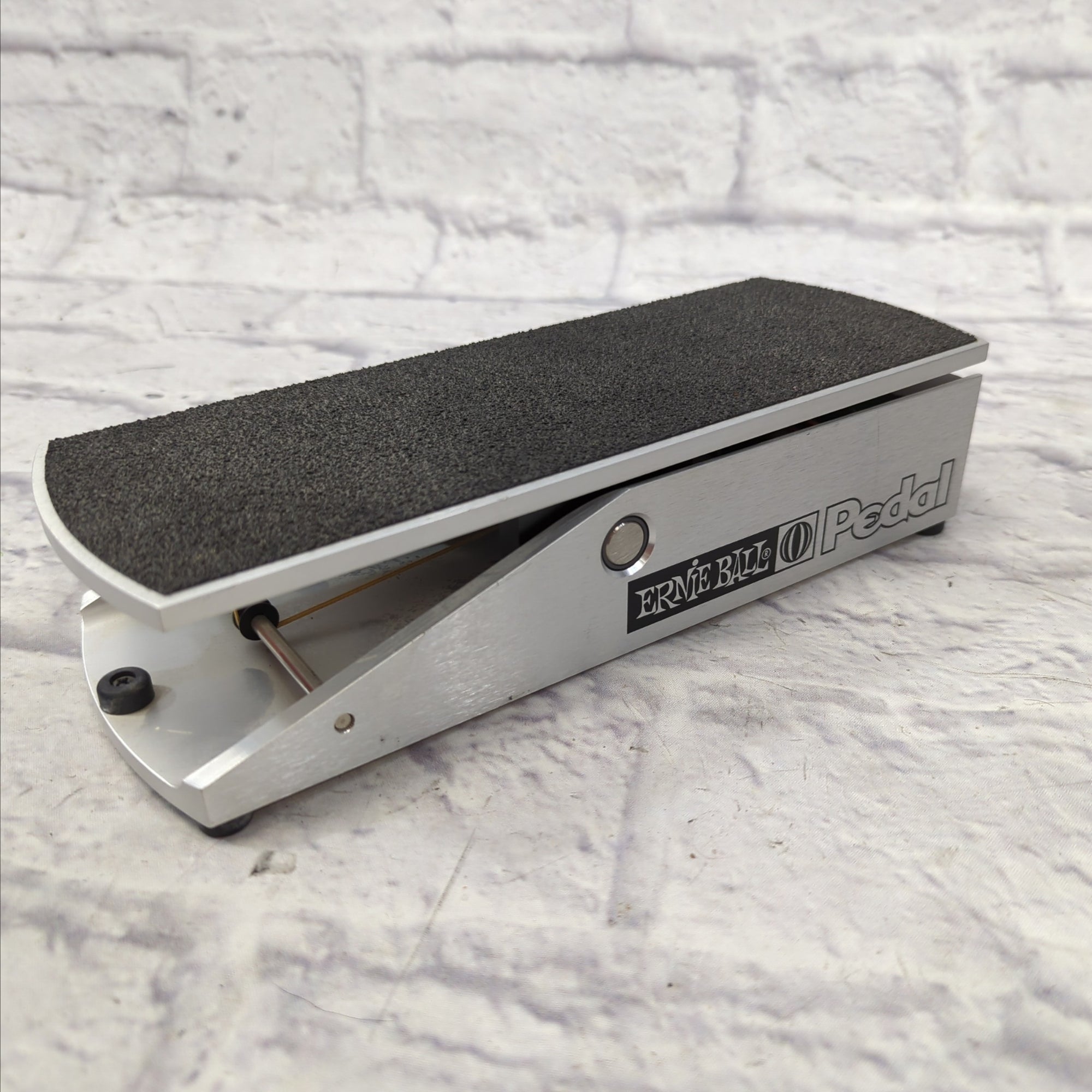 ernie ball stereo volume pedal Ernie Ball VP JR Volume Pedal