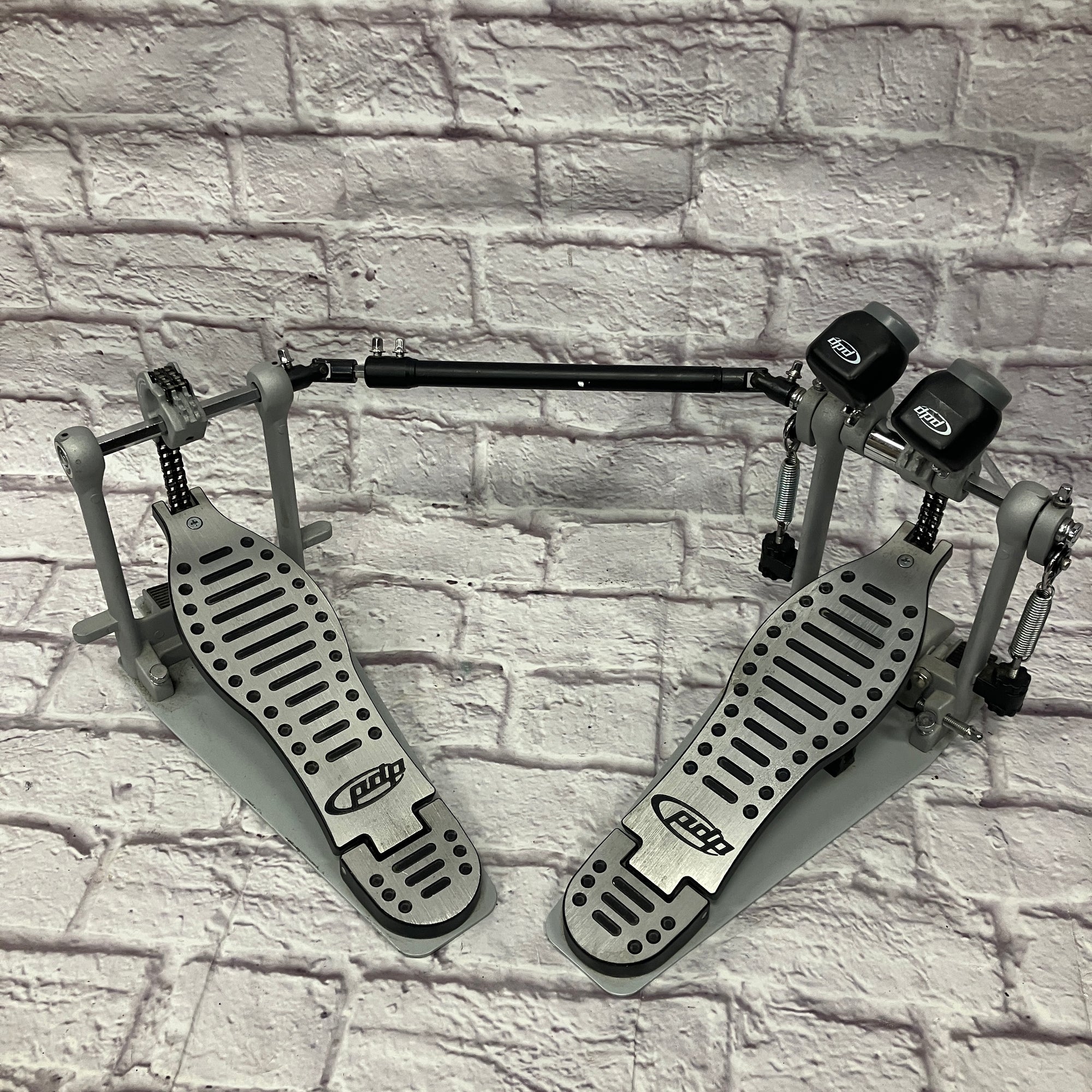 PDP Pacific Drums & Percussion PDDP502 Double Kick Pedal with Dual Chain Drive