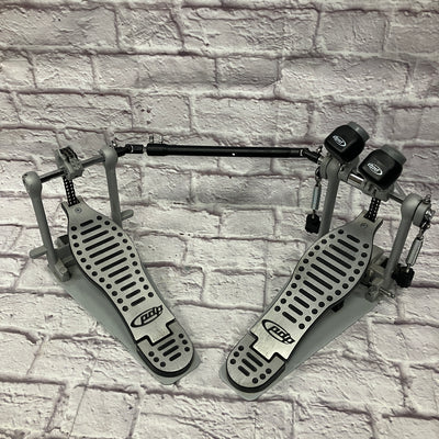 PDP Pacific Drums & Percussion PDDP502 Double Kick Pedal with Dual Chain Drive