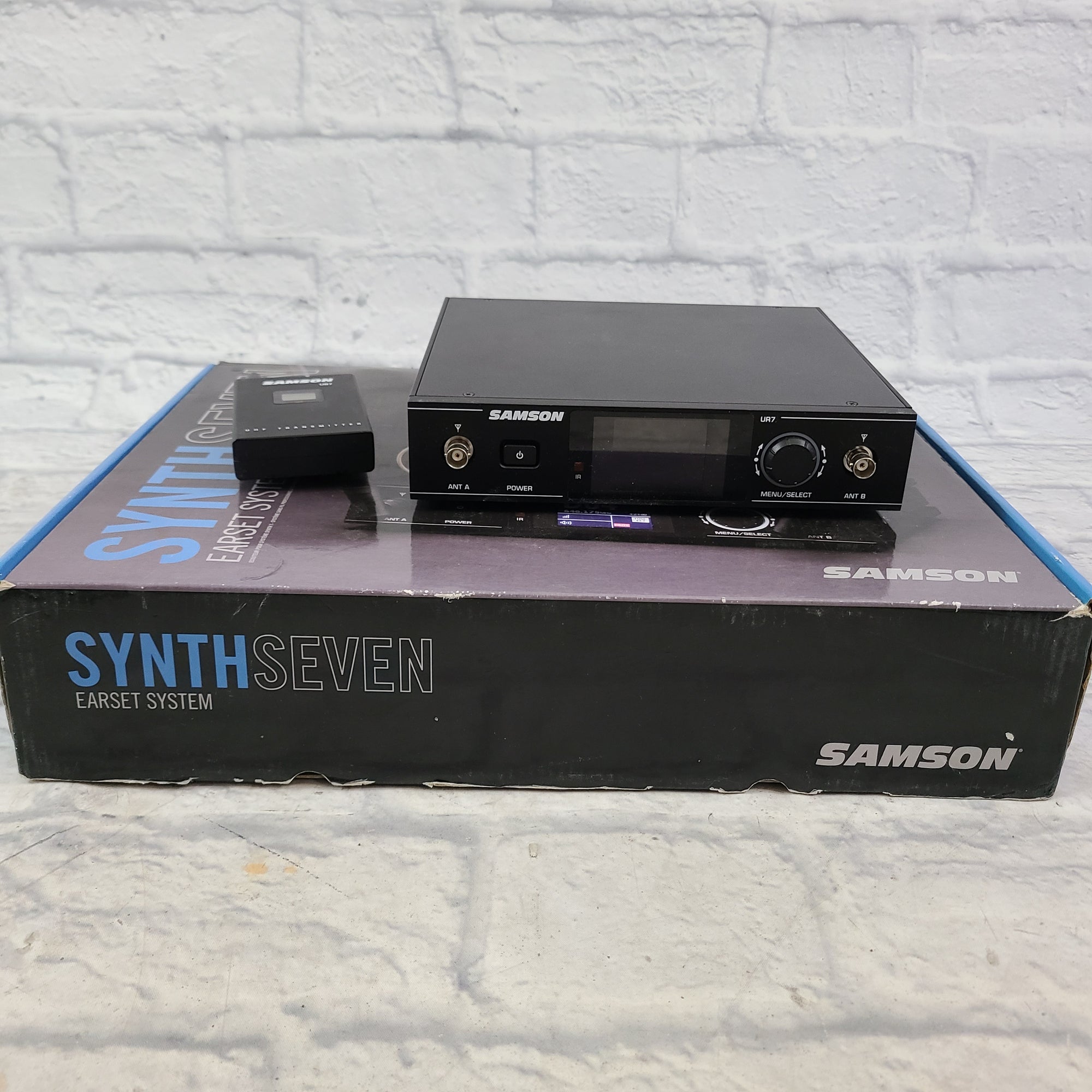 Samson SynthSeven Earset System