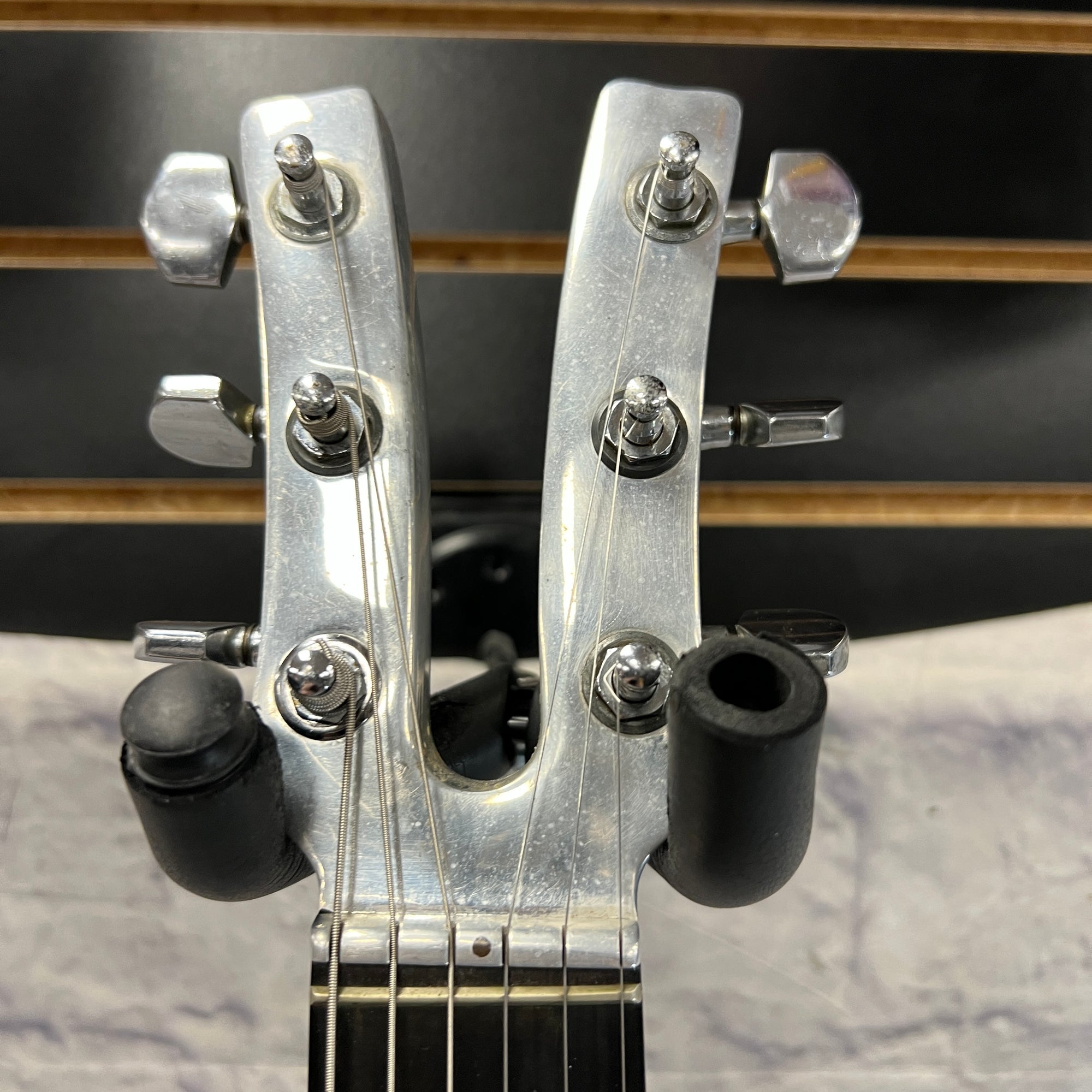 Kramer DMZ 3000 Aluminum Neck Solid Body Electric Guitar with Original Case