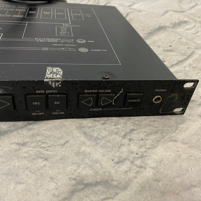 Yamaha TX81Z FM Tone Generator Synthesizer 80's Rack FM Sound Module