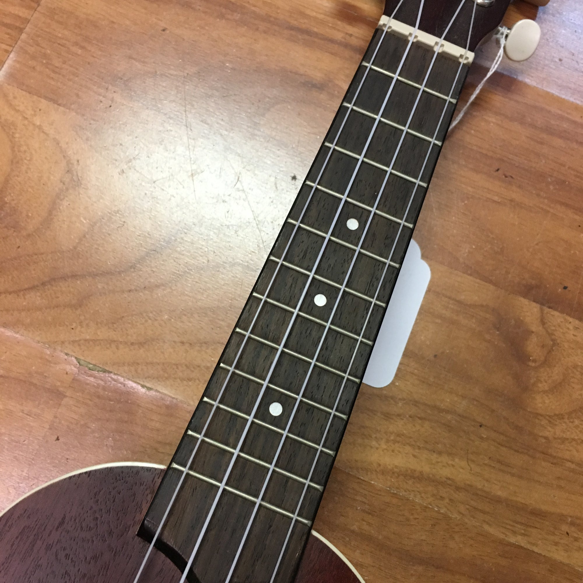 Lanikai LUTU-22SGC Ukulele