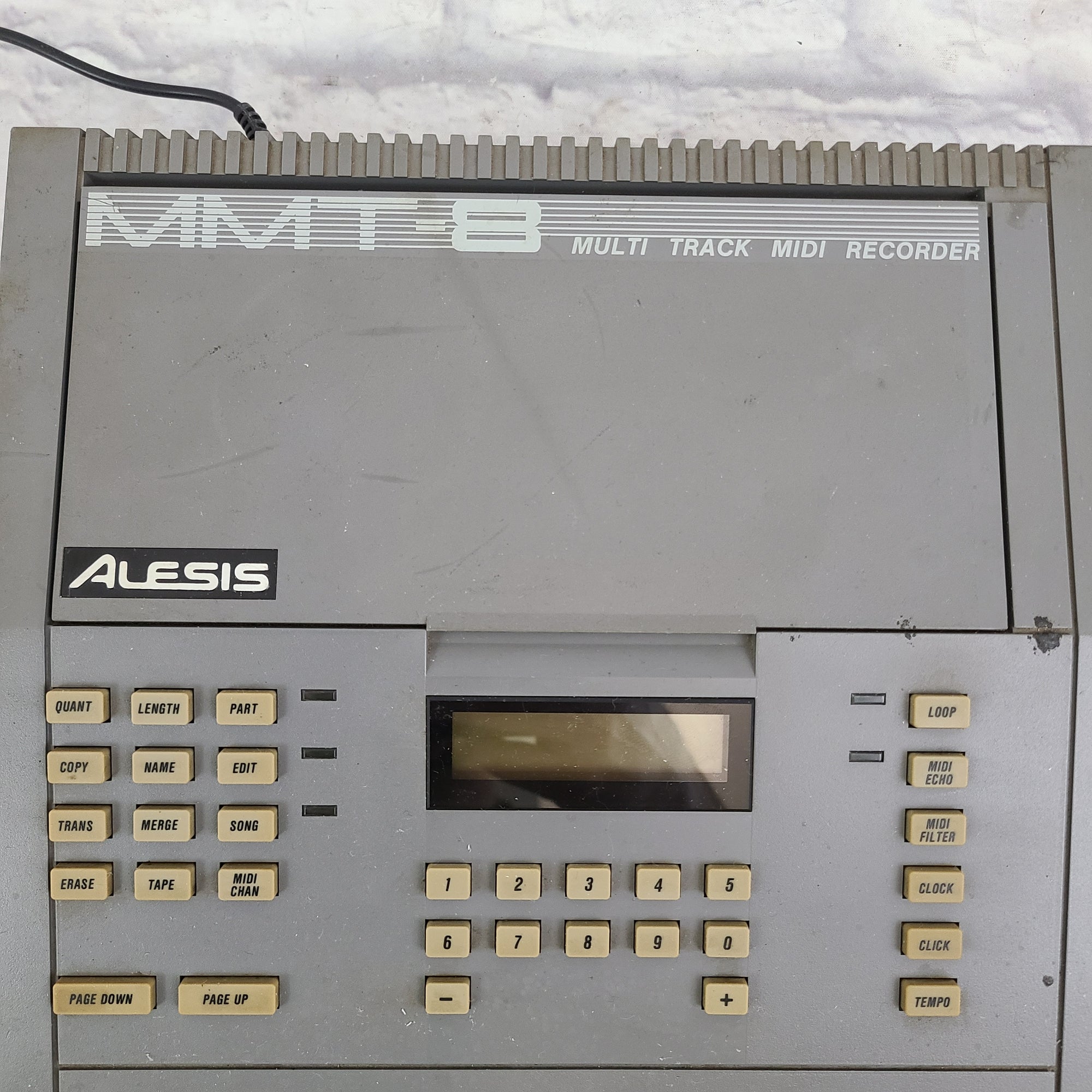 Alesis MMT-8 Multi-Track MIDI Recorder