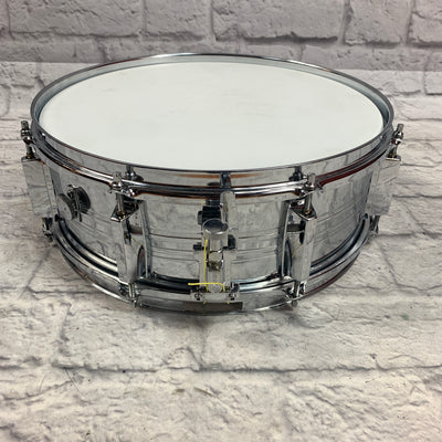Yamaha SD350MG 14x5 8 Lug Snare