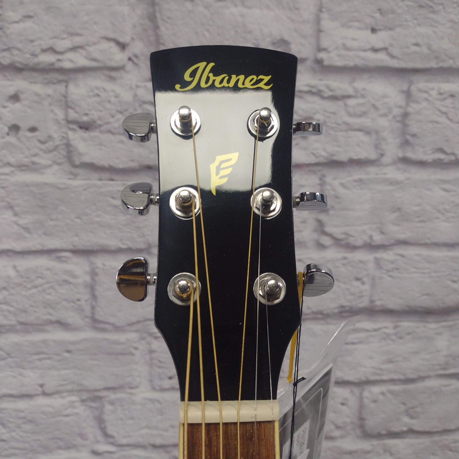 Ibanez PN12E VMS Parlor Acoustic-Electric Guitar