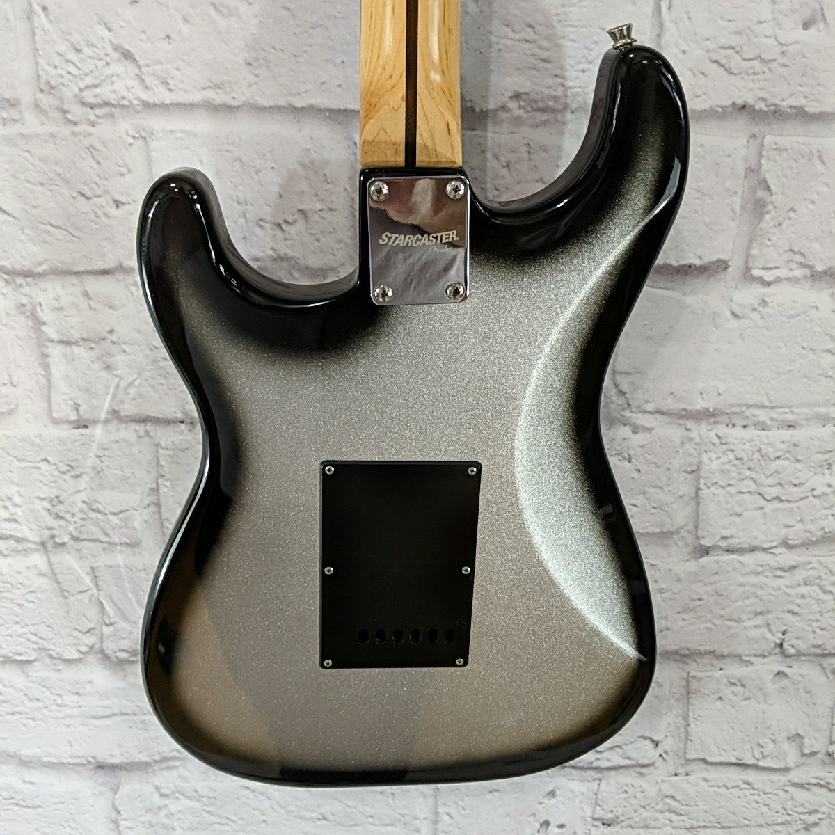 【10692】 Fender Stratocaster silver burst 10692】 Fender Stratocaster silver burst 10692 Fender