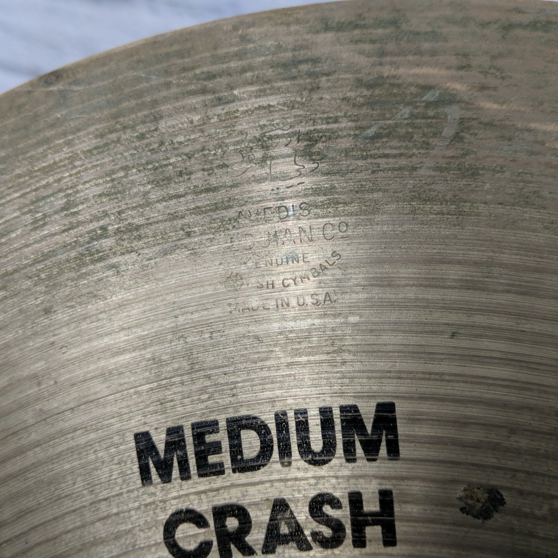 Zildjian Medium Crash 16" (Cracked)