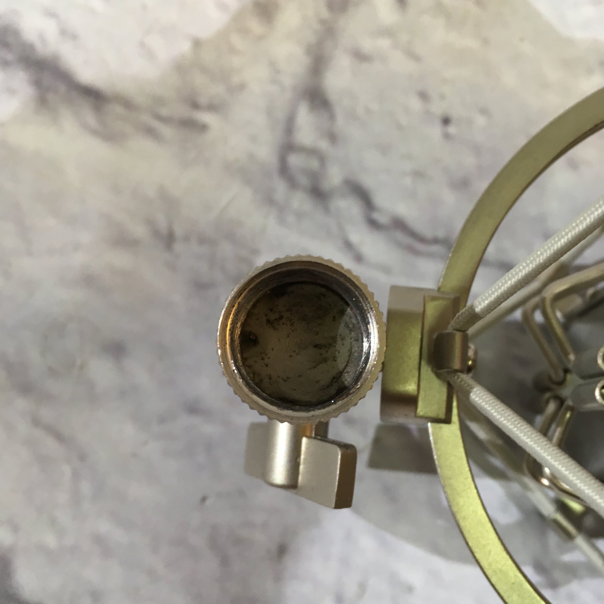 Unknown Silver Shock Mount
