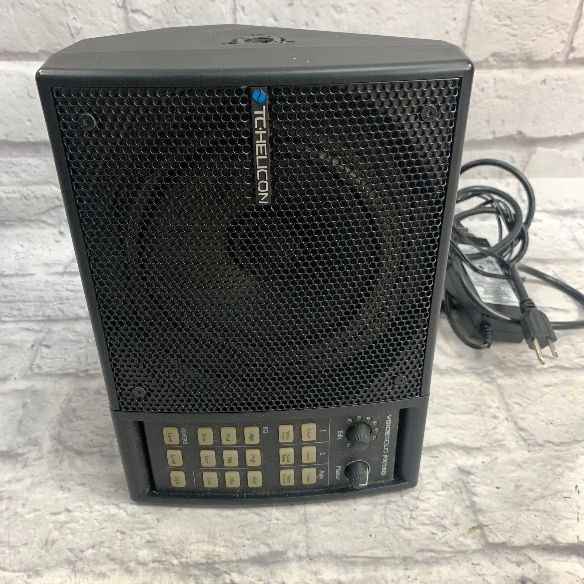 TC Helicon VoiceSolo FX150 Active Vocal Monitor with Effects AS IS