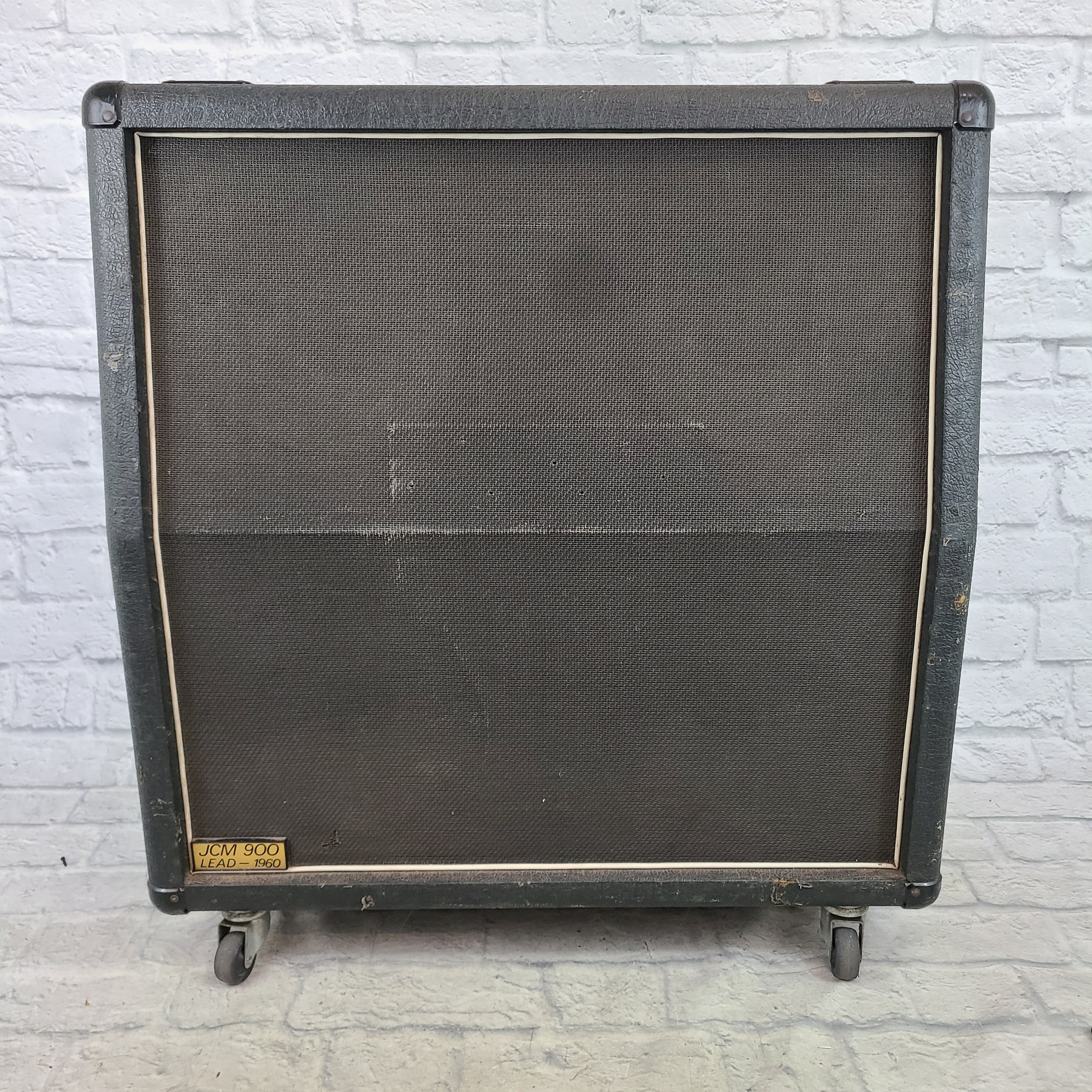 Marshall JCM 900 4x12 Guitar Slant Cabinet