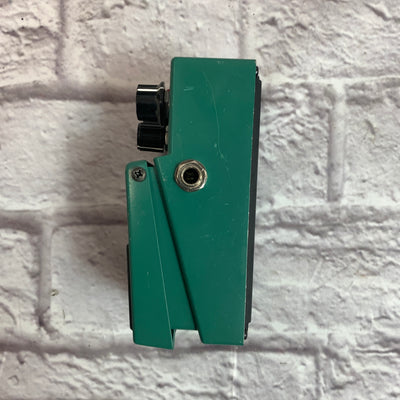 Boss TR-2 Tremolo Pedal