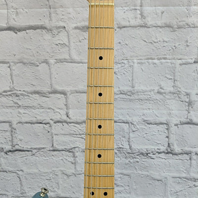 Fender 2002 Standard Stratocaster Electric Guitar