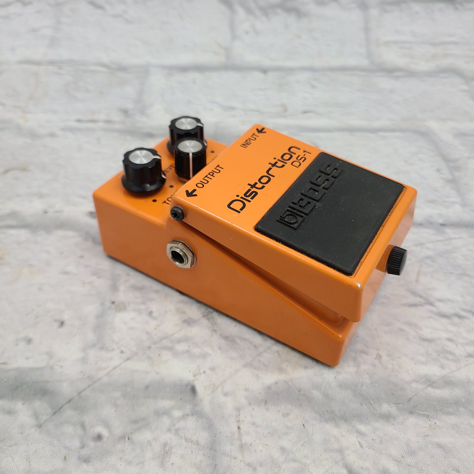 Boss DS-1 Distortion Pedal - Evolution Music